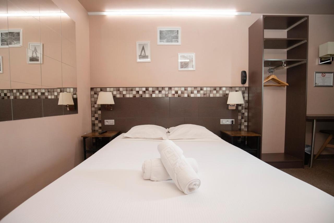 Wink Hotel Juvisy Екстер'єр фото