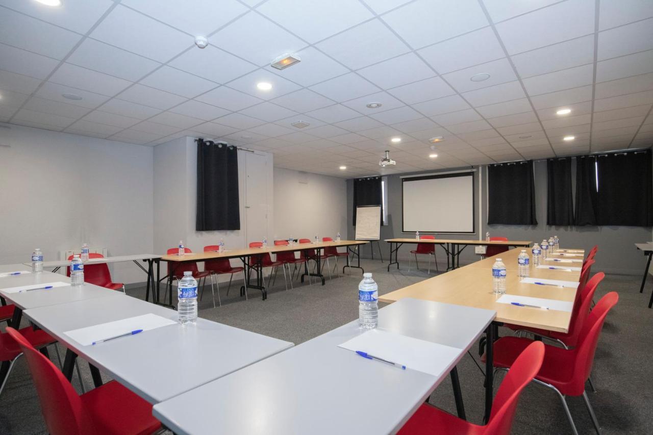 Wink Hotel Juvisy Екстер'єр фото