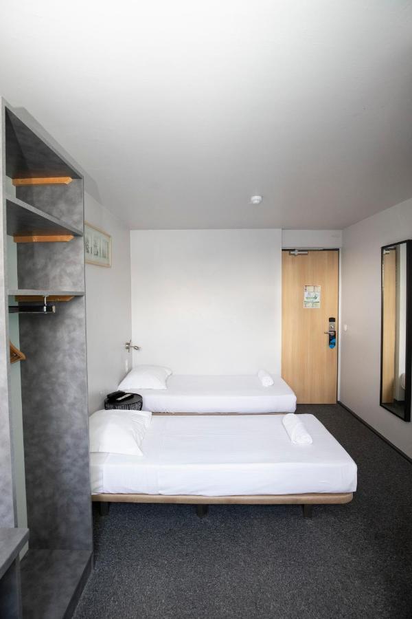 Wink Hotel Juvisy Екстер'єр фото