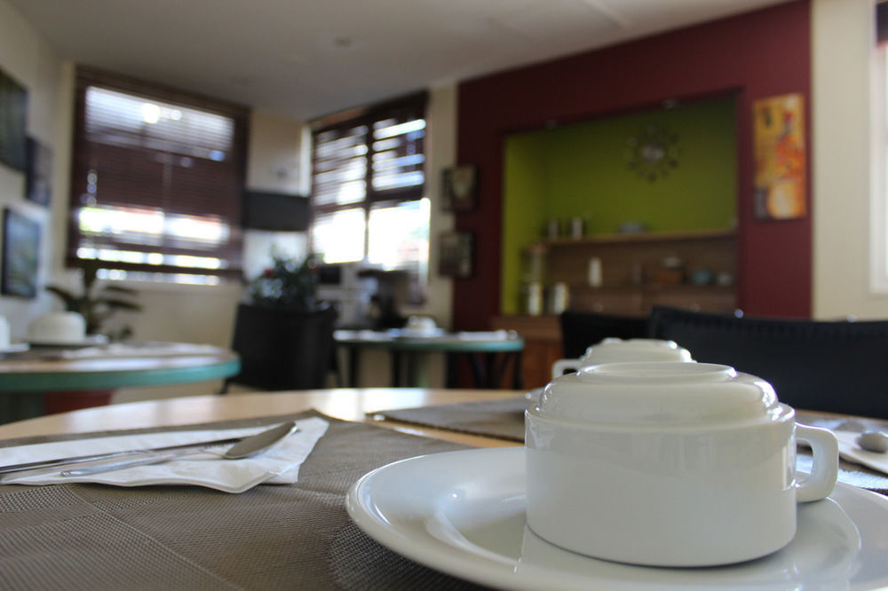 Wink Hotel Juvisy Екстер'єр фото