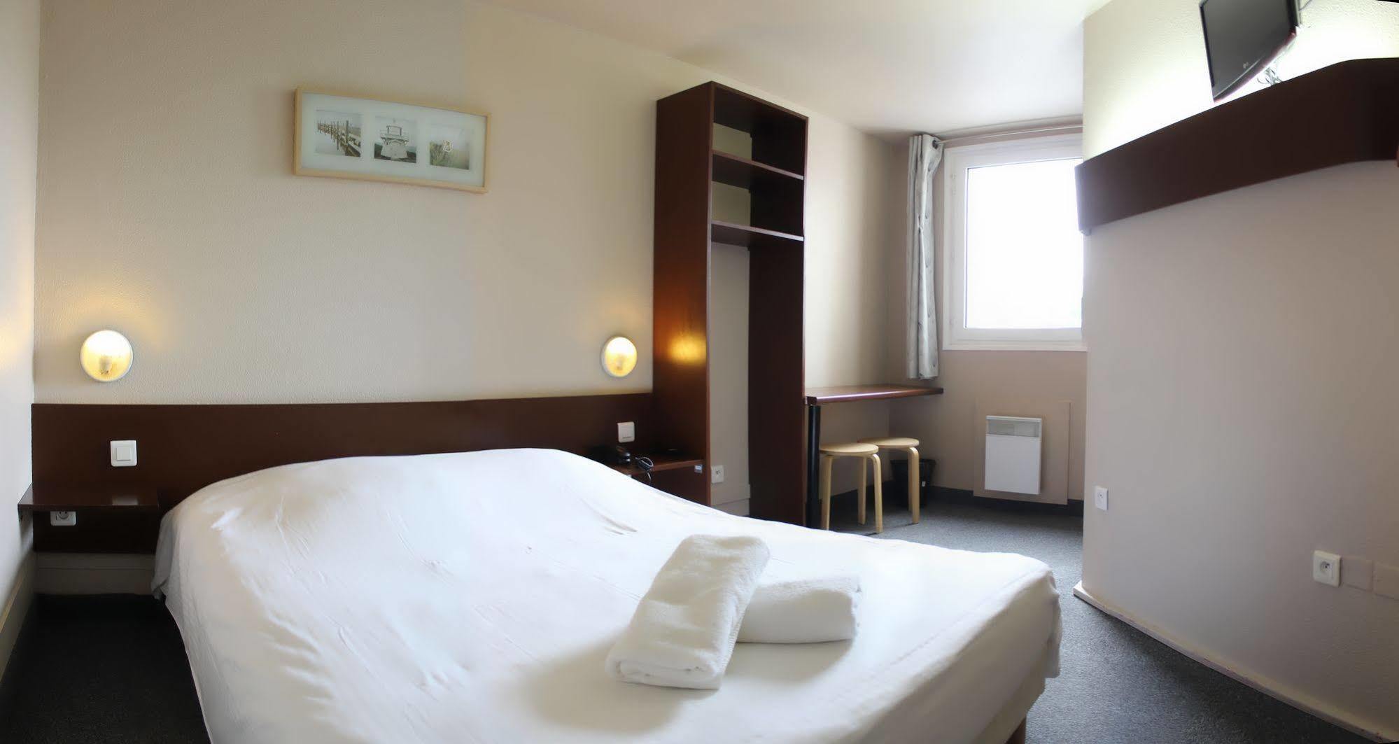 Wink Hotel Juvisy Екстер'єр фото