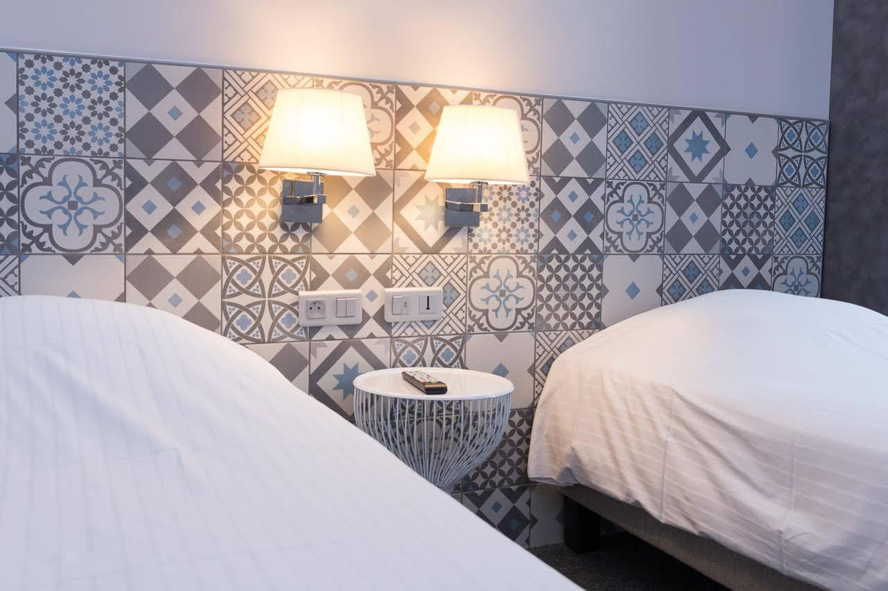 Wink Hotel Juvisy Екстер'єр фото